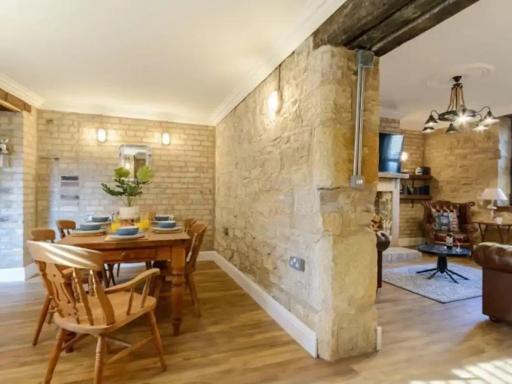 The Captains Nook-Hot tub - Housity