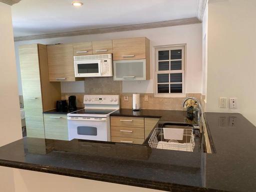 West Coast 3 Bed Townhouse in Holetown - Housity