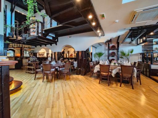 Bahus Inn - Housity