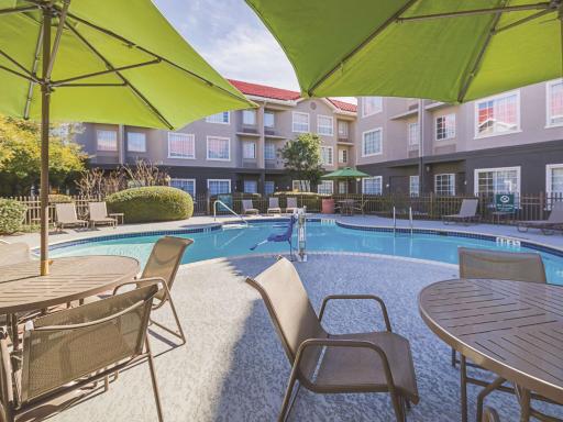 La Quinta by Wyndham Austin at The Domain - Housity