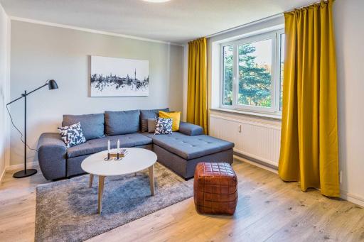new apartment I cozy I Netflix I WLAN I near airport - Housity