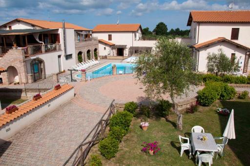 Borgo Valmarina - Housity