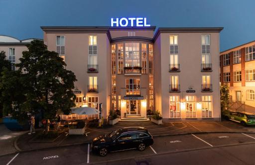 Hotel Garni Arcis - Housity