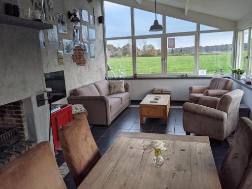 Bed op de Reth - Housity