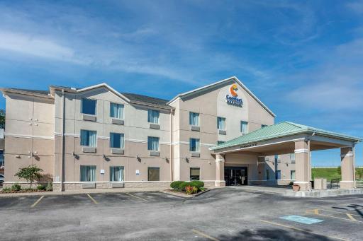 Comfort Inn & Suites - Housity