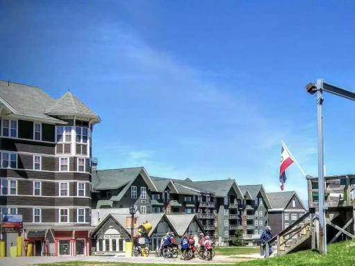 Enjoy the Long Range View, Ski in n out Top of the Mountain condo - Housity