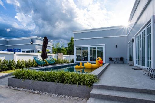 A Day-Away Pool Villa , Huahin Cha-am - Housity