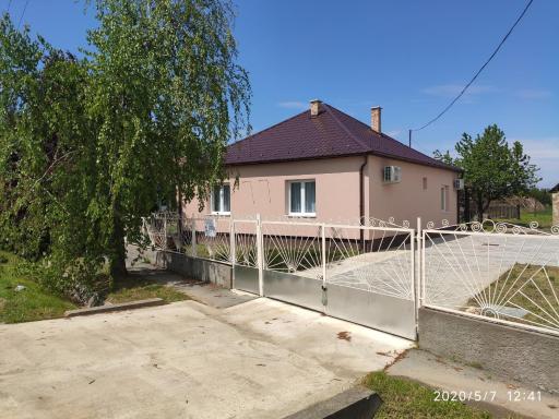 Badak Vendégház - Housity