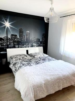 Apartament Kwiatowa - Housity