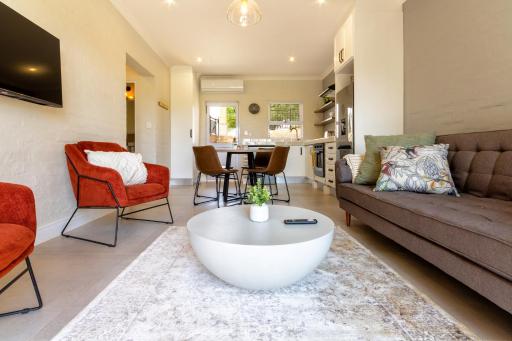 Alimama Spaces The Manson's Cote de Val - Housity