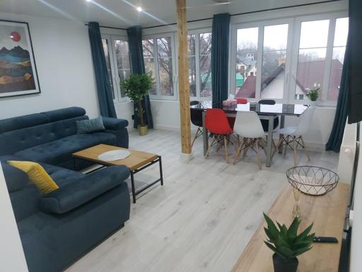 Apartament na zakręcie - Housity