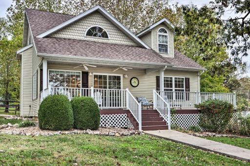 Lakefront Camdenton Home with Fire Pit and Grill! - Housity