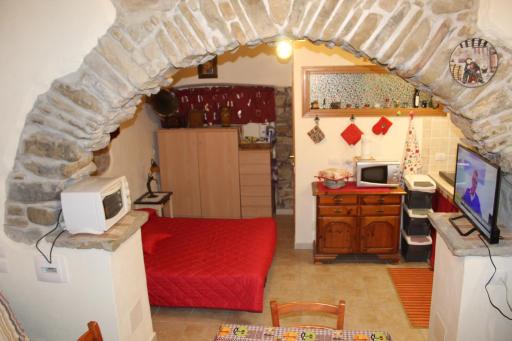 Antica Cantina Poesia, San Vito Romano - Housity