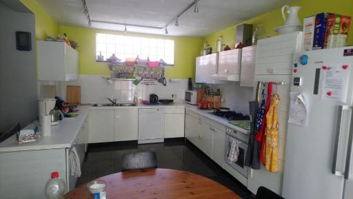 Superb vacancy at Patricks house - Housity