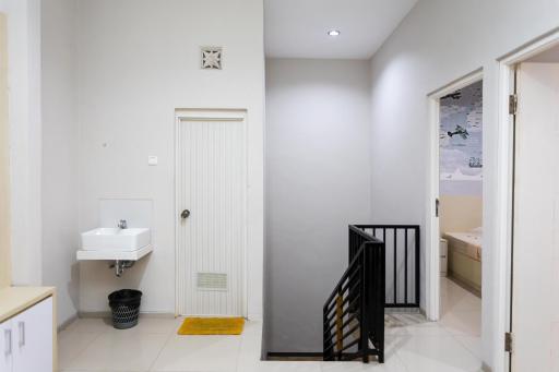 Batuque Town Villa 2 - Housity