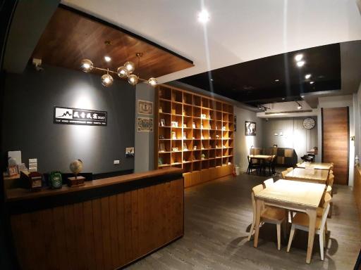 藏青民宿The Wind Guesthouse-Youth inn - Housity
