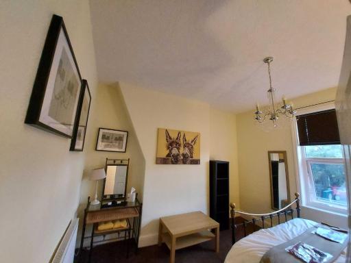Lovely 2 bedroomed flat in the centre of Longton - Housity