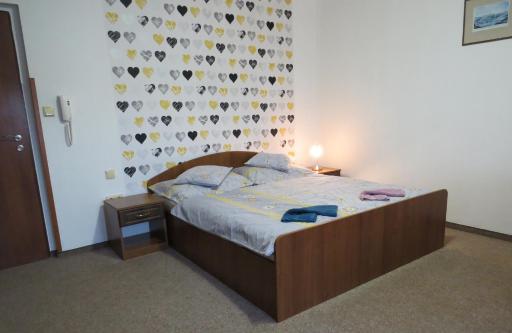 Klidný malý byt - Housity