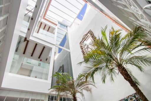 Harinas Central Apartments by Valcambre - Housity