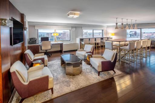 Sheraton Syracuse University Hotel and Conference Center - Housity