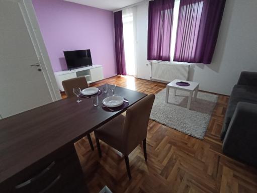 Sunny apartment - Housity
