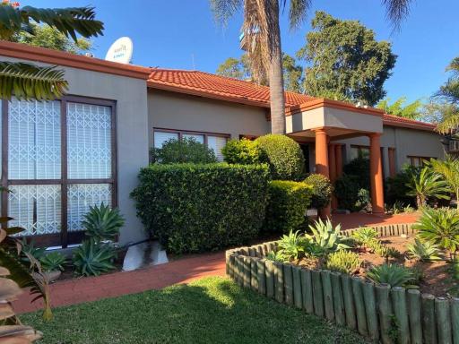 Modern Pretoria Penthouse with Amazing Views - Housity