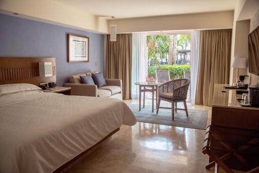 Sheraton Buganvilias Resort & Convention Center - Housity
