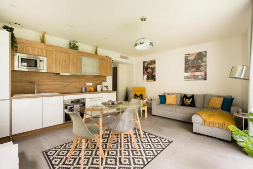 Stylish New 1 bedroom apartment in juan les pins - Housity