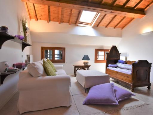 Apartment Loft Este by Interhome - Housity