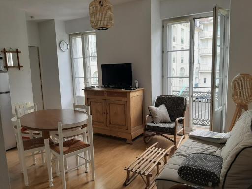 Superbe appartement en Résidence Parc Thermal hyper centre de Luchon - Housity