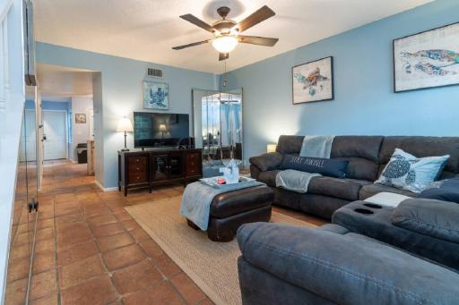 New Nautical Townhouse Paradise walk to Flagler Ave! - Housity