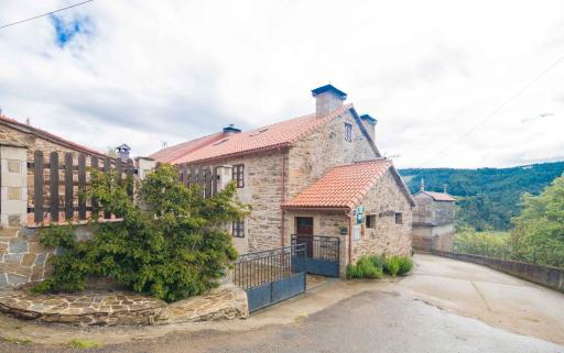 CASA DE VERDES Turismo Rural - Housity