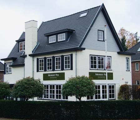 Meneer Pos - Housity
