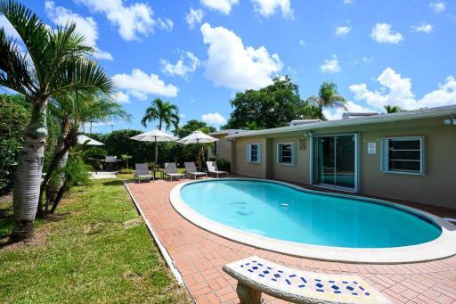 Private Oasis in Hollywood 3 bedrooms with Pool - Housity