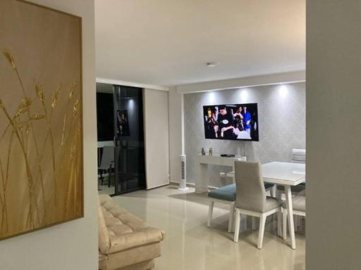 Hermoso Apartamento en el Rodadero, a tan sólo una cuadra de la playa! - Housity