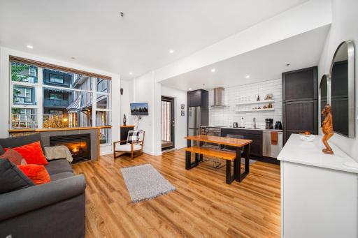 Luxury and Modern Studio at Blackcomb base - Housity