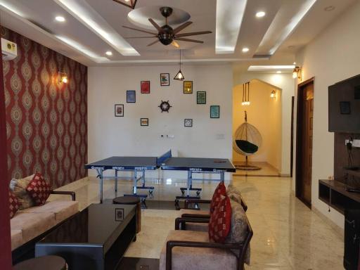 3Bhk zpLUXURIOUS INDEPENDENT - Housity