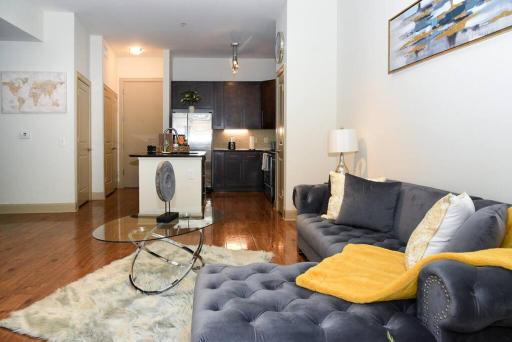 1Bdrm KING Bed,Smart TV,FAST WIFI,Medical center,NRG,Galleria - Housity