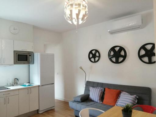 Apartamento de dos habitaciones céntrico - Housity