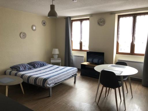 Charmant studio au cœur du village de voreppe - Hizvo