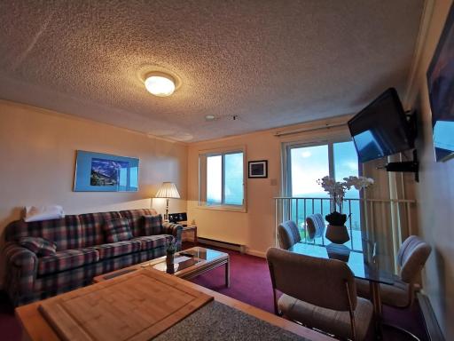 Enjoy the Long Range View, Ski in n out Top of the Mountain condo - Housity