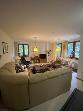HQ apartments Villa Park - Housity