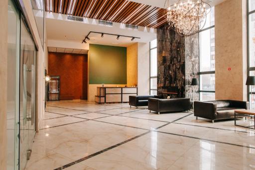 Hotel Rezident - Housity