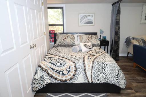 Adorable 1 Bedroom Home with Pool/Tennis - Housity