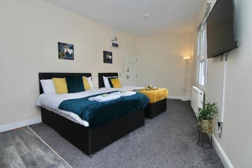 Cosy Studio 3 mins Walk To Coventry Cathedral - Housity