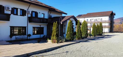Complex Transalpina - Housity