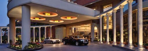 Radisson Blu MBD Hotel Noida - Housity
