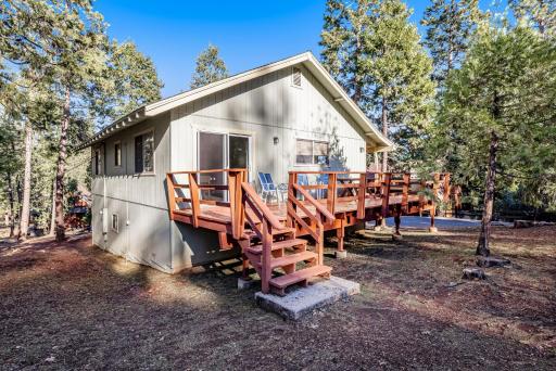 Redwood Escape - Housity