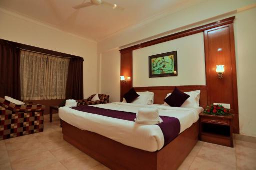 Hotel Edassery Mansion - Housity