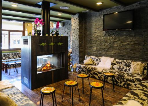 Hotel Vall d´Aneu - Housity